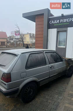 Хэтчбек Volkswagen Golf 1988 в 