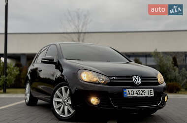 Хетчбек Volkswagen Golf 2009 в Мукачевому