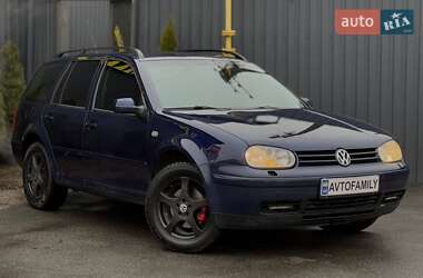 Універсал Volkswagen Golf 2000 в Дніпрі