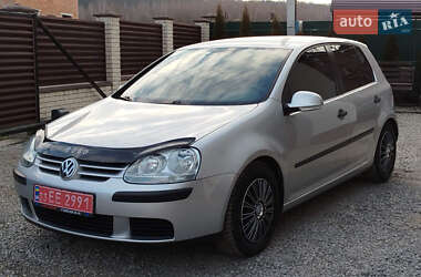 Хетчбек Volkswagen Golf 2005 в Бучачі