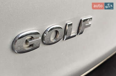 Хэтчбек Volkswagen Golf 2005 в Бучаче