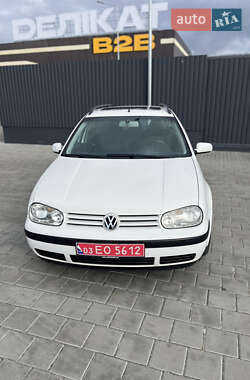 Универсал Volkswagen Golf 2005 в Черкассах