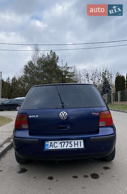 Хетчбек Volkswagen Golf 2002 в Луцьку