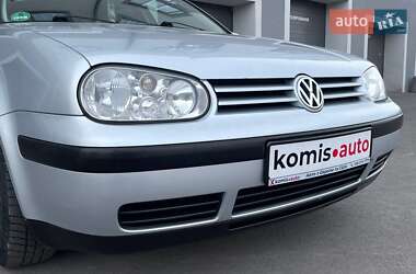 Універсал Volkswagen Golf 2000 в 