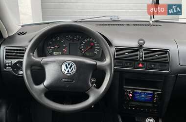 Універсал Volkswagen Golf 2000 в 