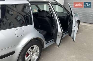 Універсал Volkswagen Golf 2000 в 