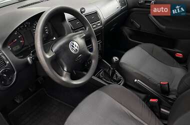 Універсал Volkswagen Golf 2000 в 