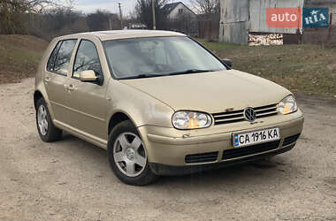 Хетчбек Volkswagen Golf 2002 в Смілі