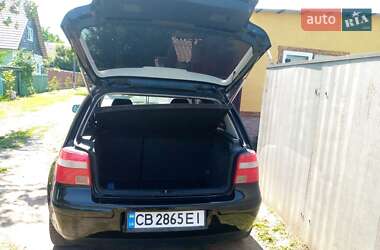 Хетчбек Volkswagen Golf 2003 в Ніжині