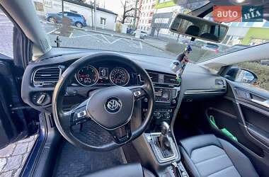 Универсал Volkswagen Golf 2015 в 