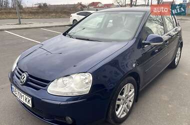 Хетчбек Volkswagen Golf 2006 в Вінниці