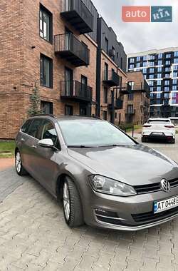 Універсал Volkswagen Golf 2014 в Івано-Франківську