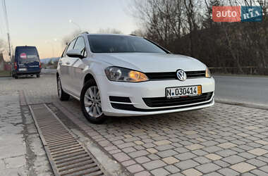 Универсал Volkswagen Golf 2013 в Сваляве