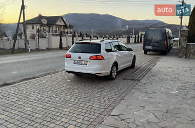 Универсал Volkswagen Golf 2013 в Сваляве