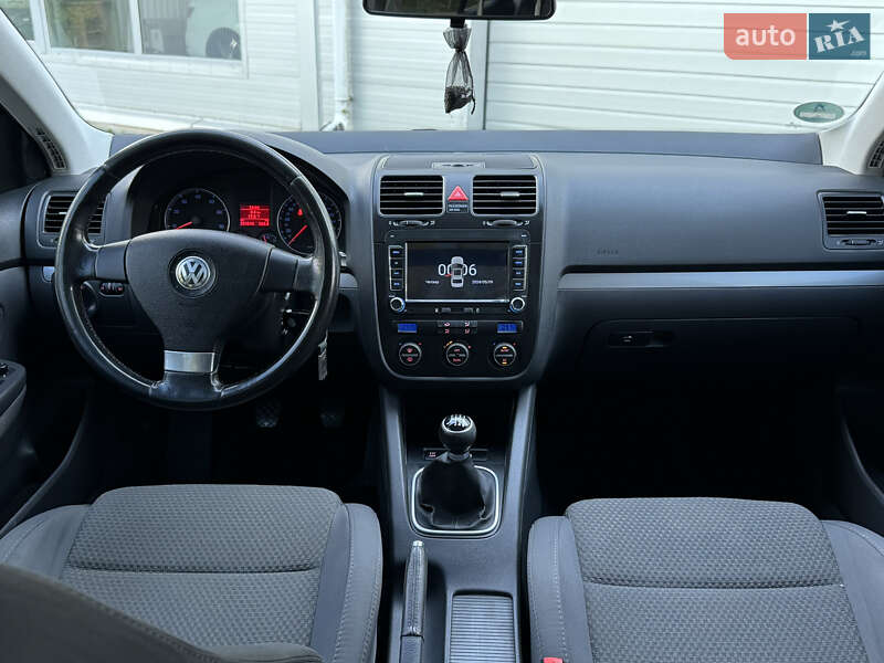 Volkswagen Golf 2008