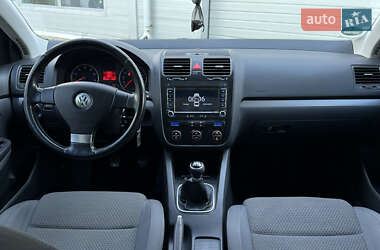 Універсал Volkswagen Golf 2008 в 