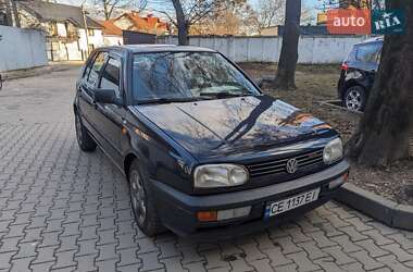 Хэтчбек Volkswagen Golf 1993 в Черновцах