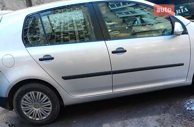 Хетчбек Volkswagen Golf 2005 в Вінниці