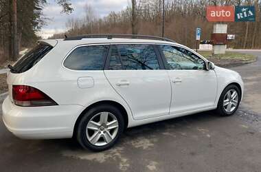 Універсал Volkswagen Golf 2009 в Луцьку