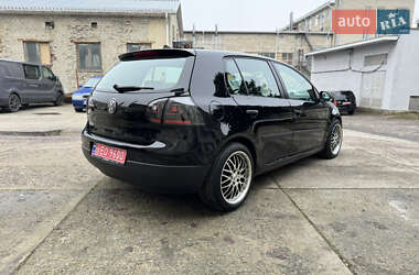 Хетчбек Volkswagen Golf 2008 в Рівному