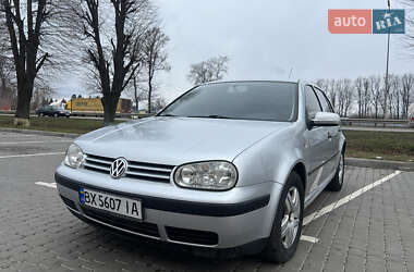 Хетчбек Volkswagen Golf 2002 в Вінниці