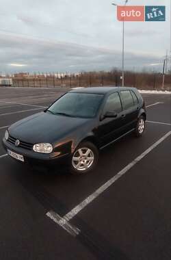 Хэтчбек Volkswagen Golf 1999 в Ровно