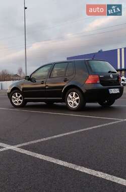 Хэтчбек Volkswagen Golf 1999 в Ровно