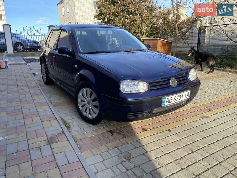 Volkswagen Golf 2000