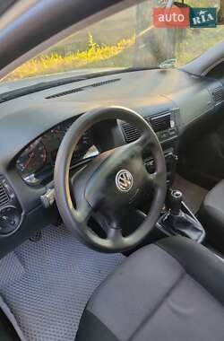 Хетчбек Volkswagen Golf 2000 в Лубнах