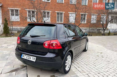 Хетчбек Volkswagen Golf 2007 в Надвірній