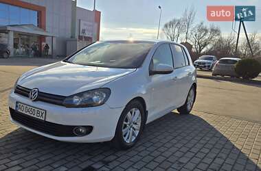 Хетчбек Volkswagen Golf 2011 в Мукачевому