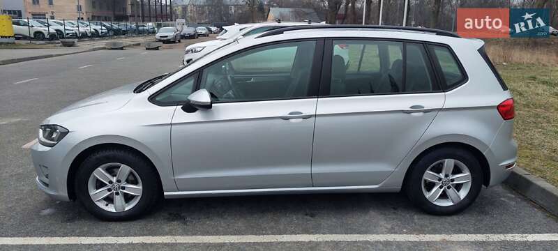 Универсал Volkswagen Golf 2015 в Львове