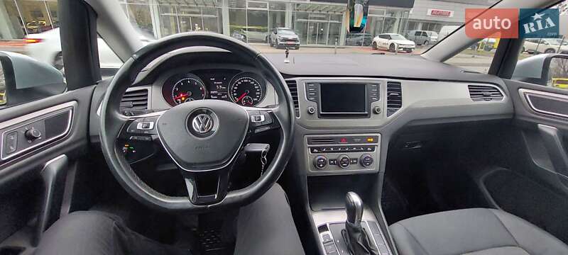 Универсал Volkswagen Golf 2015 в Львове