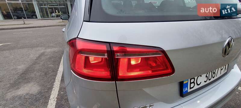 Универсал Volkswagen Golf 2015 в Львове