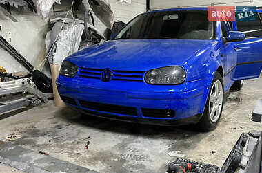 Хетчбек Volkswagen Golf 2000 в Переяславі