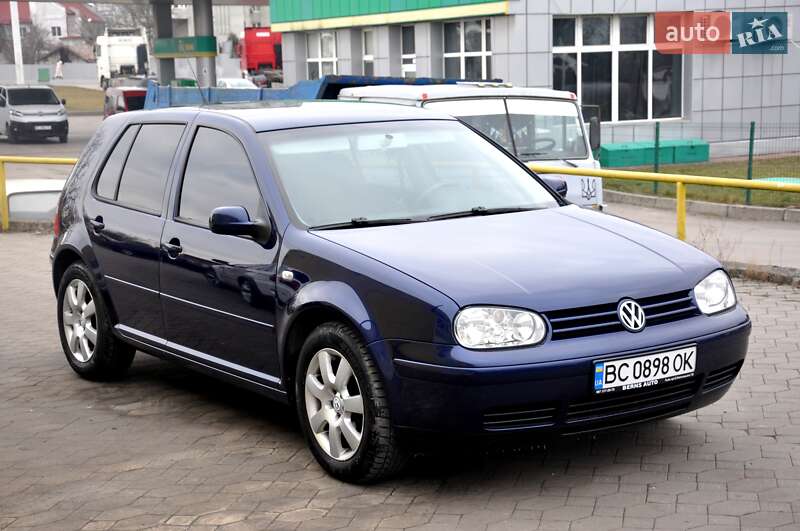 Volkswagen Golf 2002