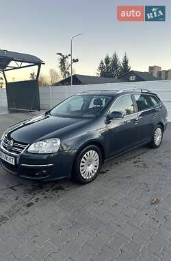 Універсал Volkswagen Golf 2008 в Хмільнику