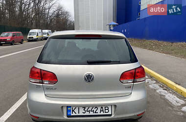 Хетчбек Volkswagen Golf 2010 в Києві