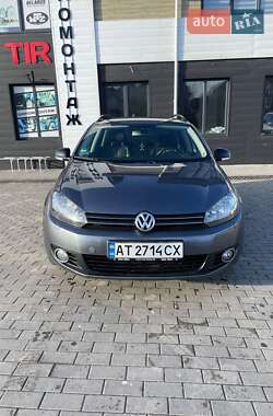 Універсал Volkswagen Golf 2013 в 