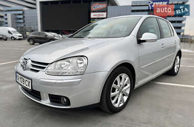 Хэтчбек Volkswagen Golf 2007 в Киеве