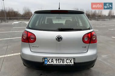 Хэтчбек Volkswagen Golf 2007 в Киеве