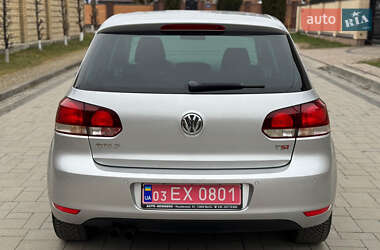 Хетчбек Volkswagen Golf 2009 в Луцьку