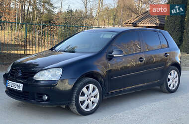 Хэтчбек Volkswagen Golf 2007 в Новояворовске