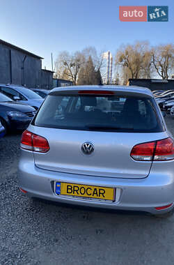 Хэтчбек Volkswagen Golf 2009 в Луцке