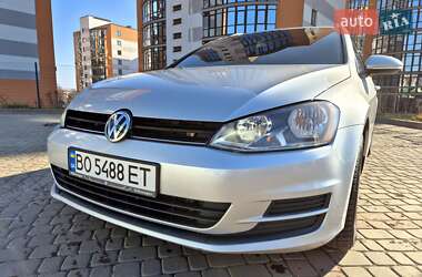 Універсал Volkswagen Golf 2015 в Тернополі