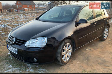 Хетчбек Volkswagen Golf 2005 в Надвірній