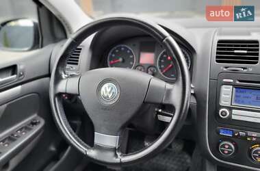 Хетчбек Volkswagen Golf 2007 в Черкасах