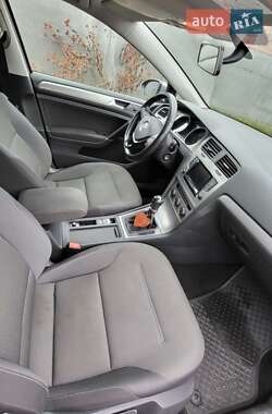 Универсал Volkswagen Golf 2015 в 