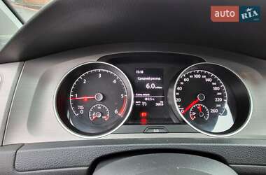 Универсал Volkswagen Golf 2015 в 