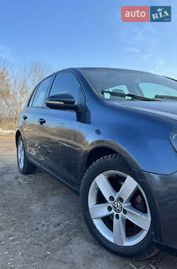 Хэтчбек Volkswagen Golf 2009 в Нежине